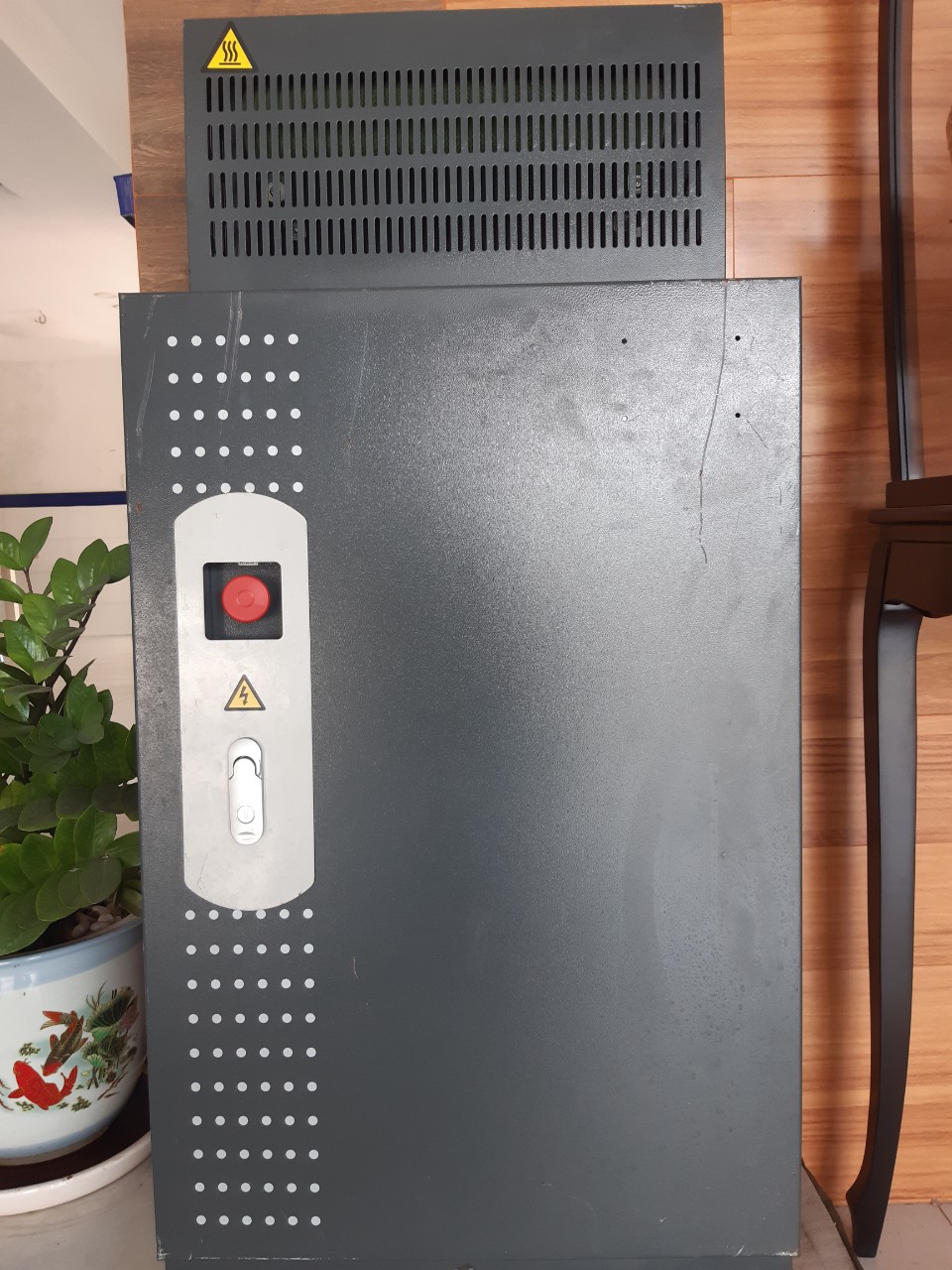 Những điều cần biết về tủ điện thang máy