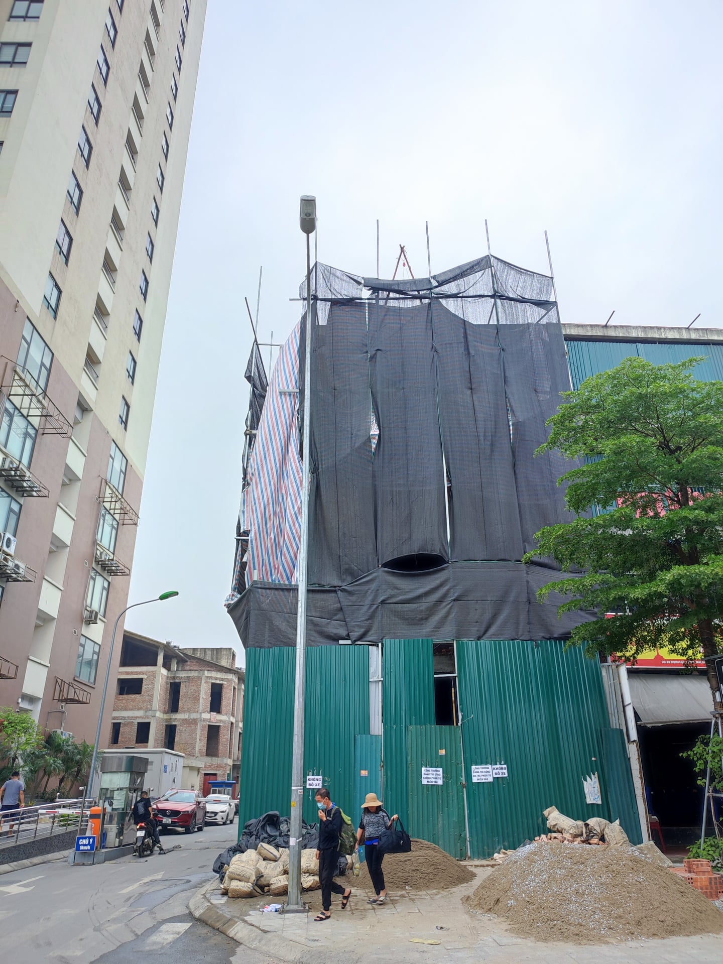 Khảo sát công trình tại phố Thịnh Liệt, Hoàng Mai, Hà Nội