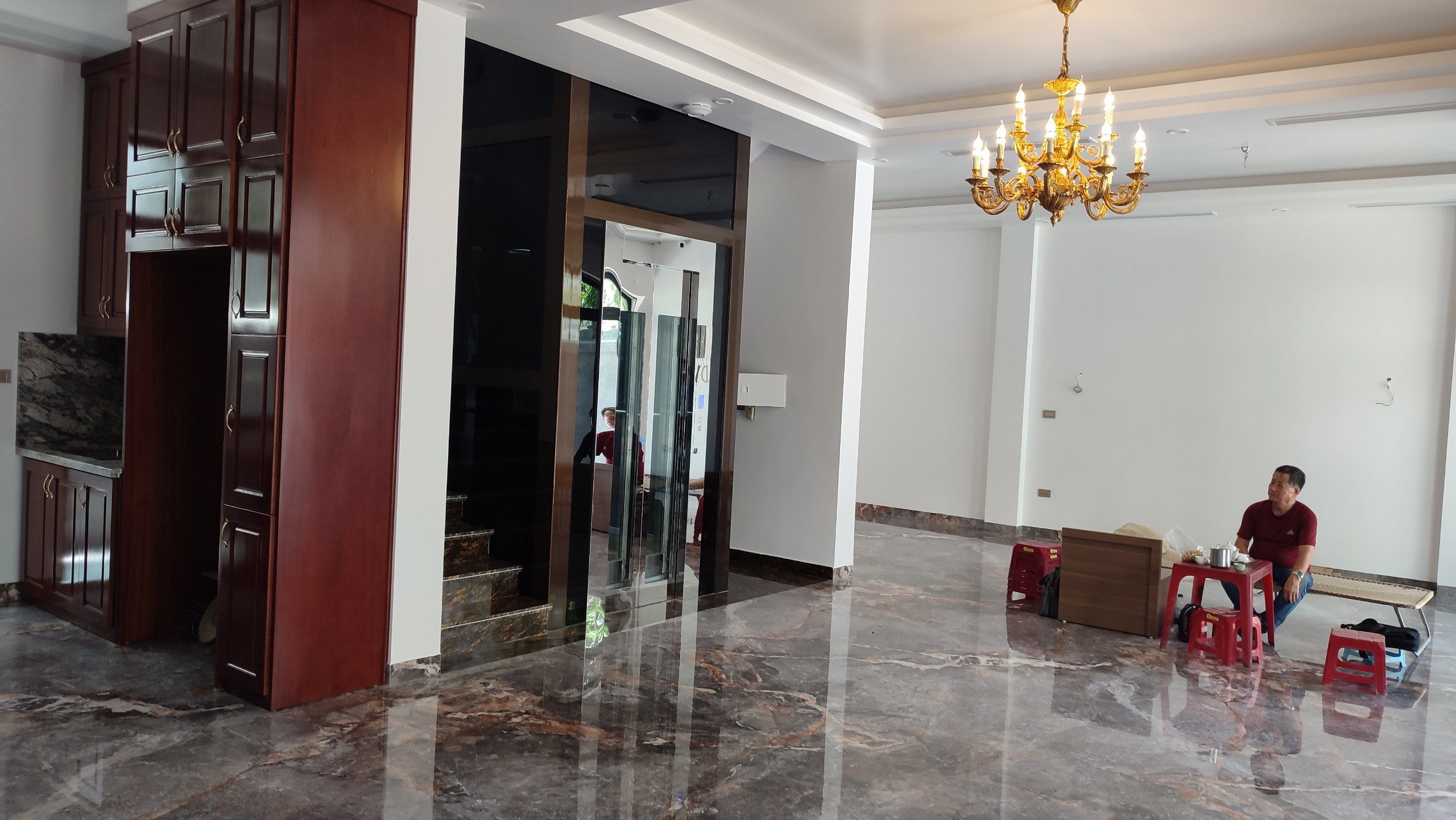 Lắp đặt thang máy nhà chú Quang tại phân khu Venice - Vinhomes Imperia 