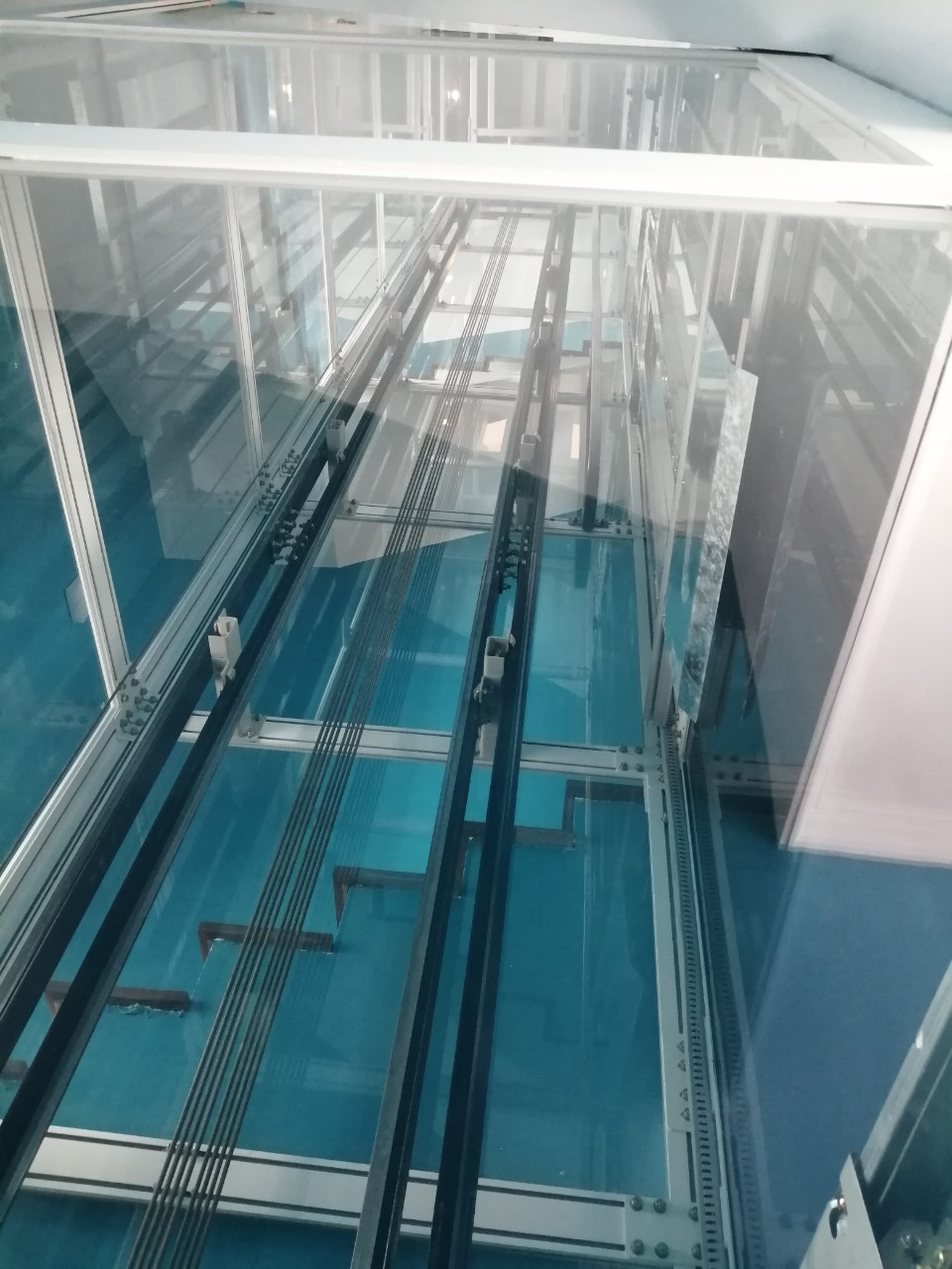 Thang máy Hải Phòng