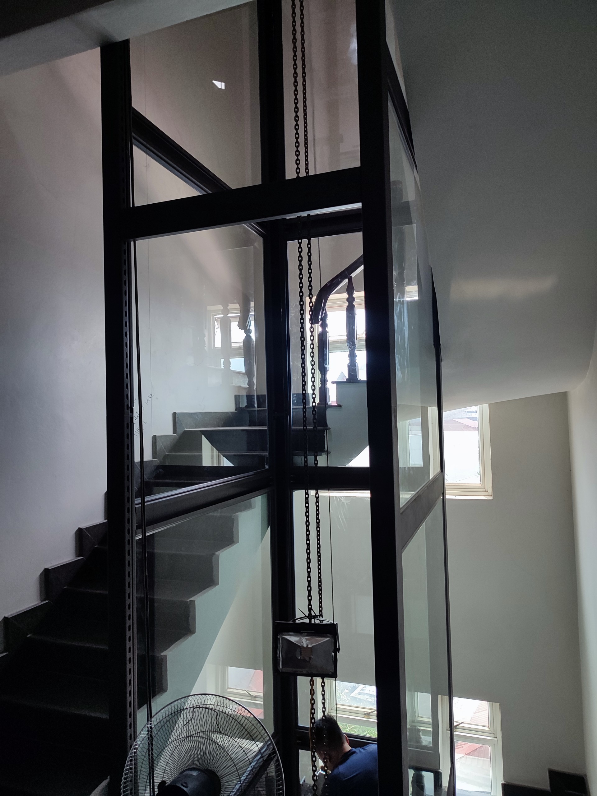 Lắp đặt thang máy mini cho nhà cải tạo tại Hải Dương